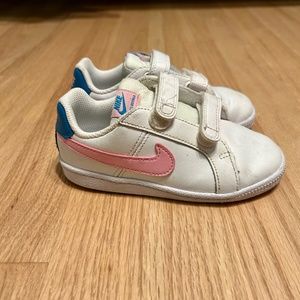 Nike velcro sneakers Girls 9c